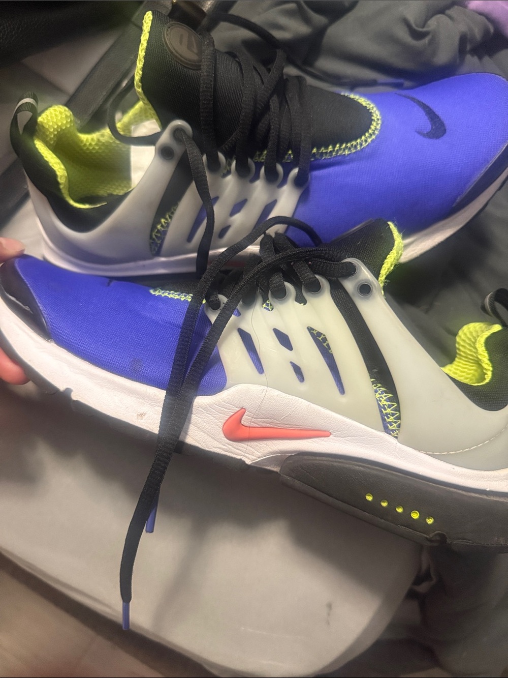 Nike Mens/Boys Blue and Lime Low-Top Sneakers- used good condition